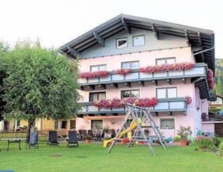 Mani'S Appartements Radstadt Exterior foto